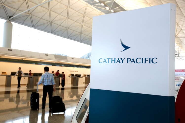 Image for Cathay Pacific given extension to draw down $1 billion govt loan