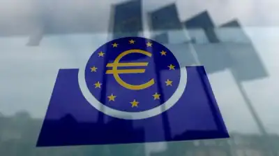 Image for Euro zone bond yields fall ahead of US inflation, midterm results