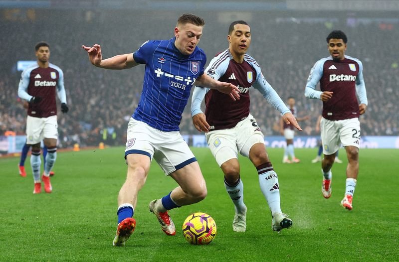Soccer match action between Ipswich Town and Aston Villa during Premier League draw - Global Banking & Finance Review
