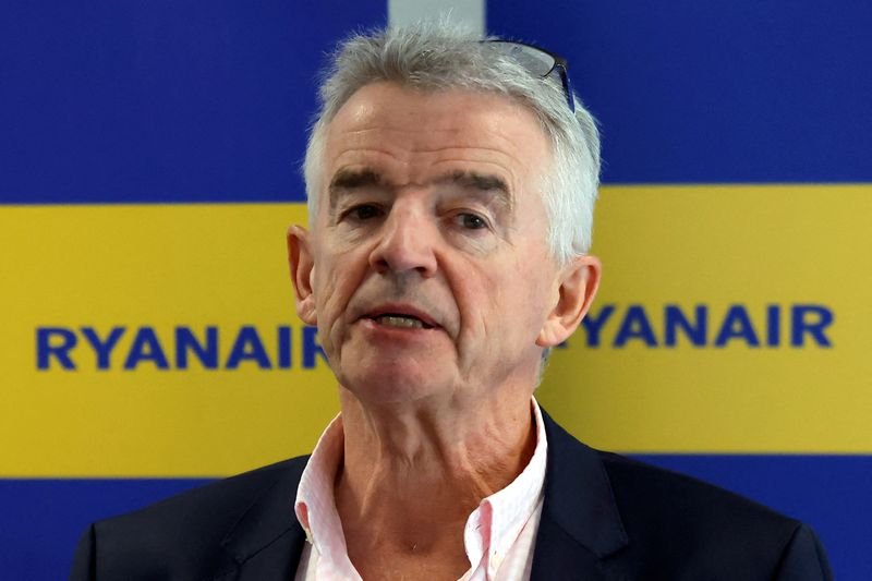 Image for Ryanair boss sceptical about new Heathrow runway, plans major UK investment
