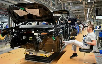 Image for Material shortages ease in German industry but carmakers struggling