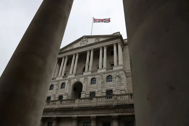 Image for Instant view: BoE keeps interest rates at 15-year high, says rates to stay high