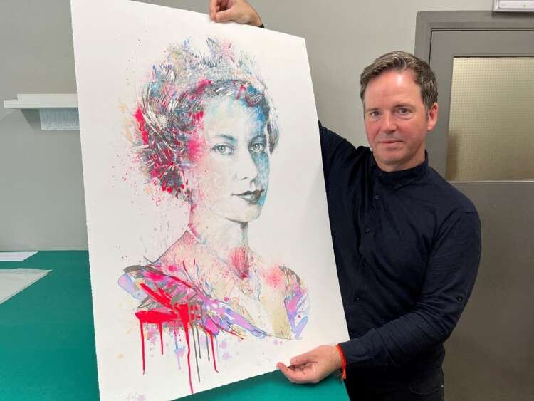 Image for Artist Carne Griffiths to release 70 prints of ‘The Platinum Queen’