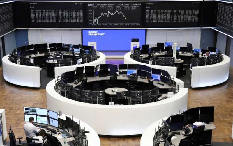 Image for European shares edge higher, France lags on election jitters