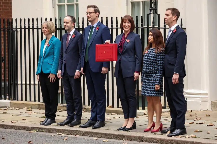 Finance minister Rachel Reeves announces UK economic growth forecast - Global Banking & Finance Review