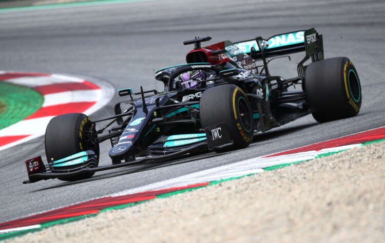 Image for Motor racing-Hamilton blames car damage for big points loss
