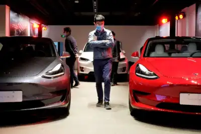 Image for Cathie Wood’s Ark expects Tesla stock to reach $3000 by 2025