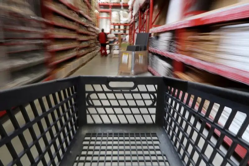 Image for Home improvement retailer Kingfisher sells Romania business