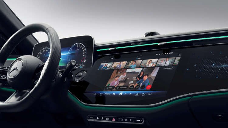 Image for Cisco works with Mercedes-Benz to create mobile office