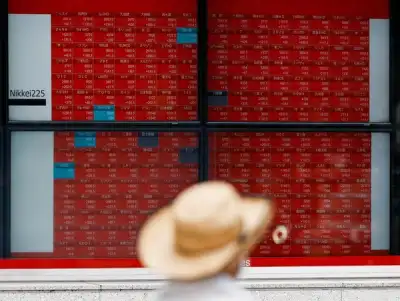 Image for Trump's trade war salvo heightens market turbulence