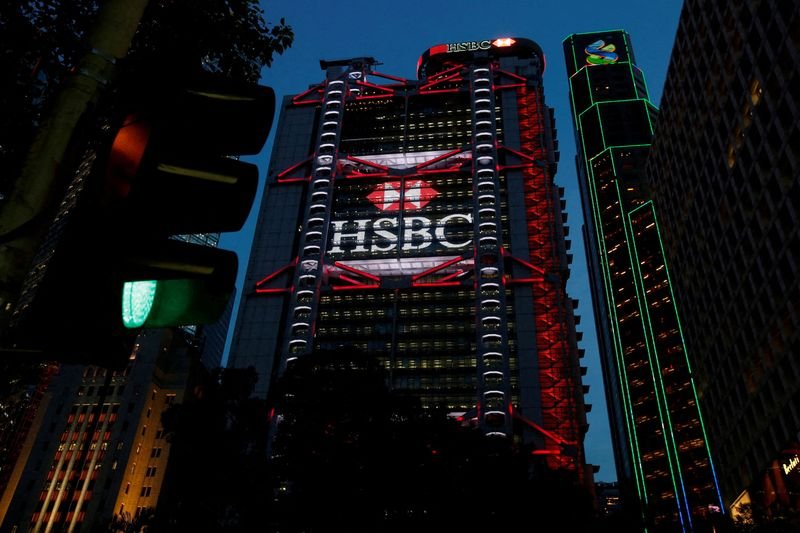 Image for HSBC delays net-zero emissions target by 20 years