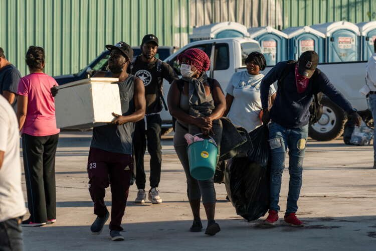 Image for Haitian migrants on the move weigh jobs in Mexico after clearout