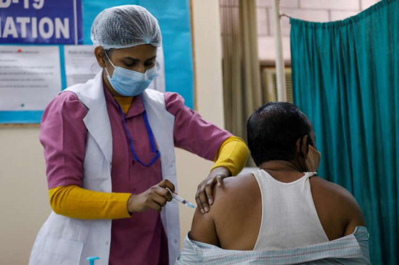 Image for Women falling behind in India’s COVID-19 vaccination drive