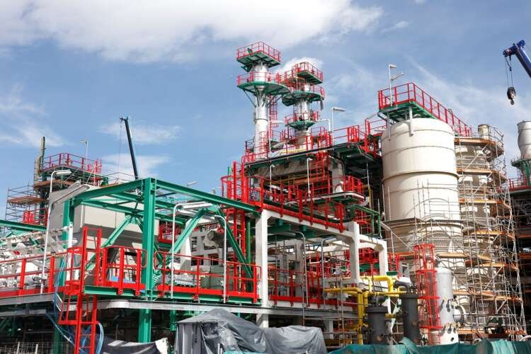 Image depicting Spain's first sustainable aviation fuel plant in Cartagena - Global Banking & Finance Review