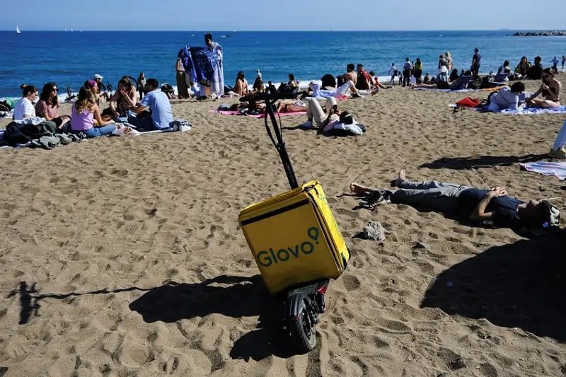 Image for Delivery Hero says Glovo riders in Spain to become employees