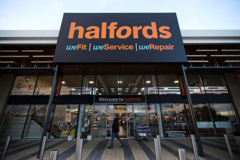 Image for Cycling boom pushes Halfords annual profit towards 100 million pounds