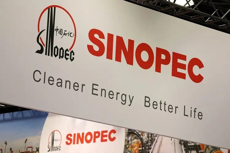 Image for China’s Sinopec signs agreement for 15-yr LNG deal with TotalEnergies