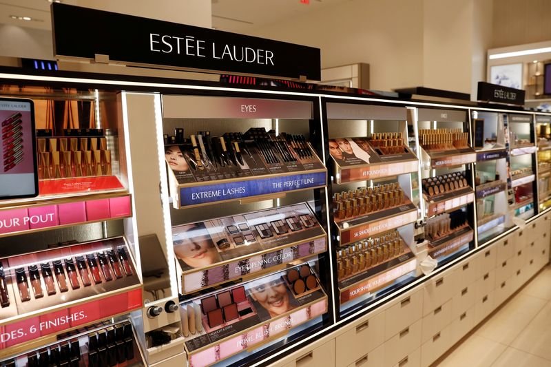 Image for Estee Lauder is reviewing portfolio amid management change, Bloomberg News reports