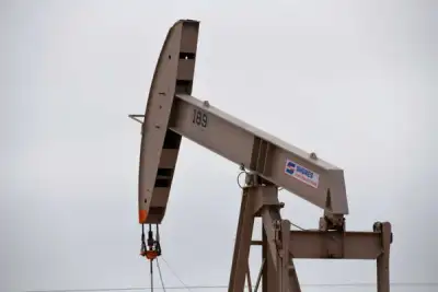 Image for Brent jumps past $70 for first time since pandemic began after Saudi facilities attacked