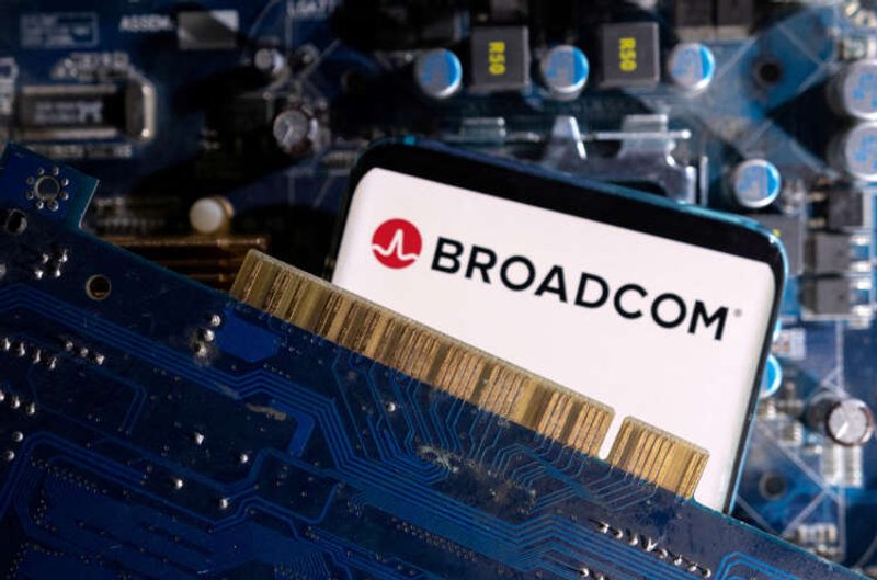 Image for UK to examine Broadcom’s $61 billion VMware deal in depth