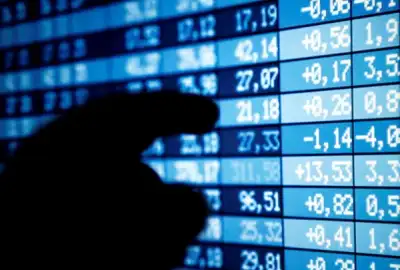 Image for ‘Tug of war’ as investors digest mixed market messages