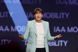 Hildegard Mueller speaks at press conference on economic strength in response to Trump - Global Banking & Finance Review