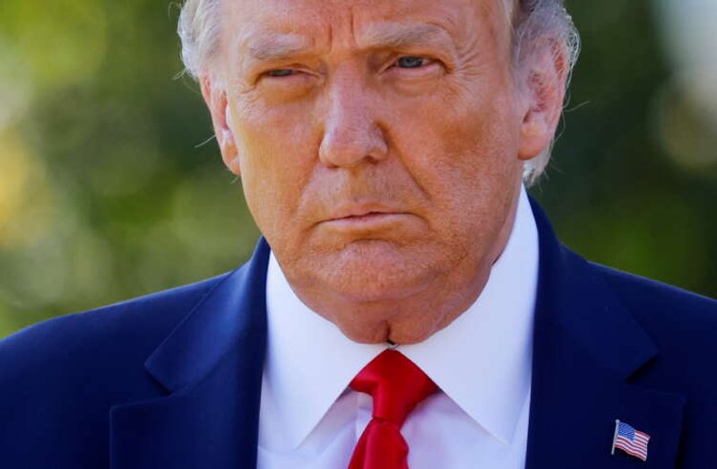 Image for Trump fires back at Justice Dept in bid to keep his tax returns secret