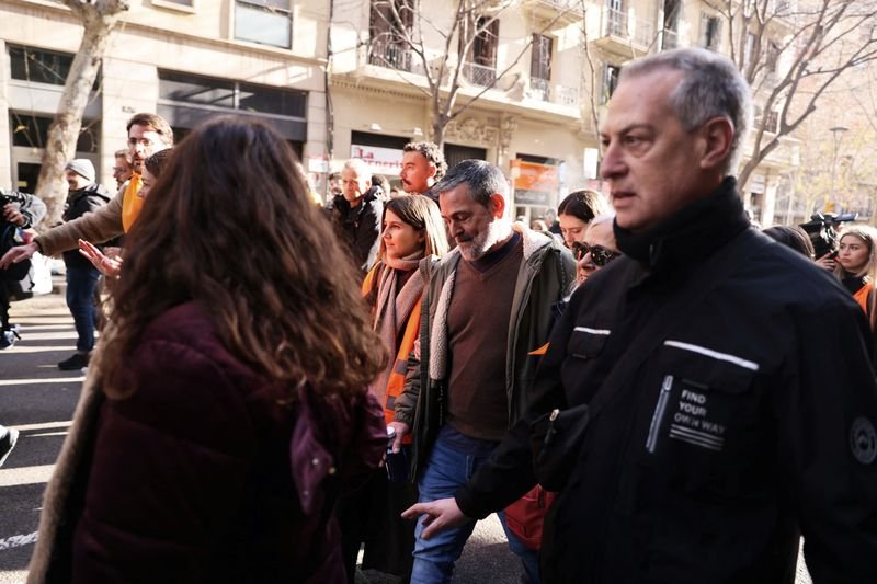 Image for Teacher's eviction stalled after Barcelona residents protest tourism, gentrification
