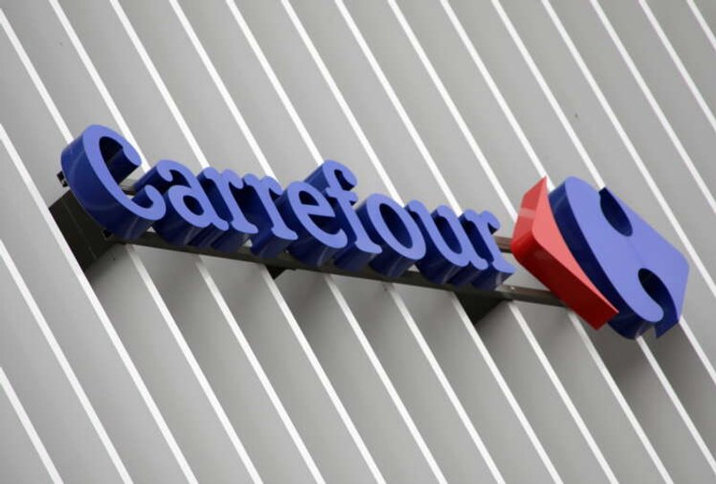 Image for Retailer Carrefour’s shares rise after confident outlook and record 2021 cash generation