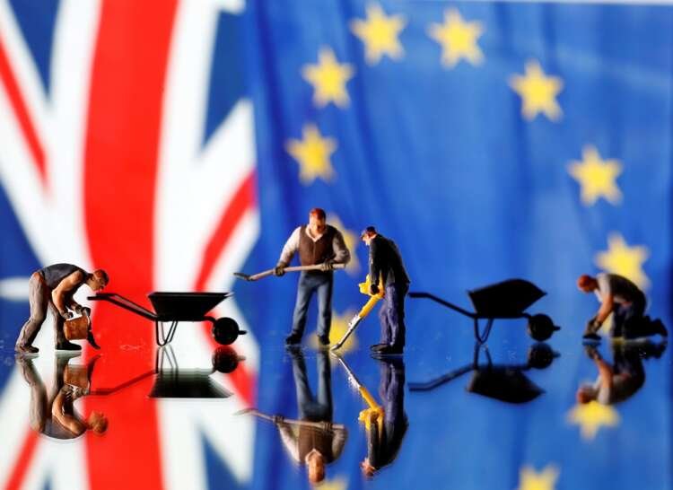 Toy figures representing UK and EU flags symbolize post-Brexit customs deal - Global Banking & Finance Review