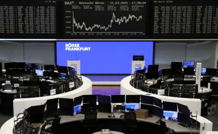 Image for European shares retreat as rising bond yields weigh