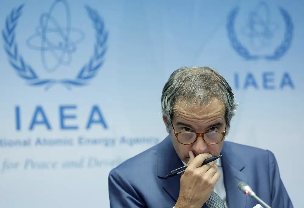 IAEA chief Rafael Grossi discusses Iran's uranium stock cap at a press conference - Global Banking & Finance Review