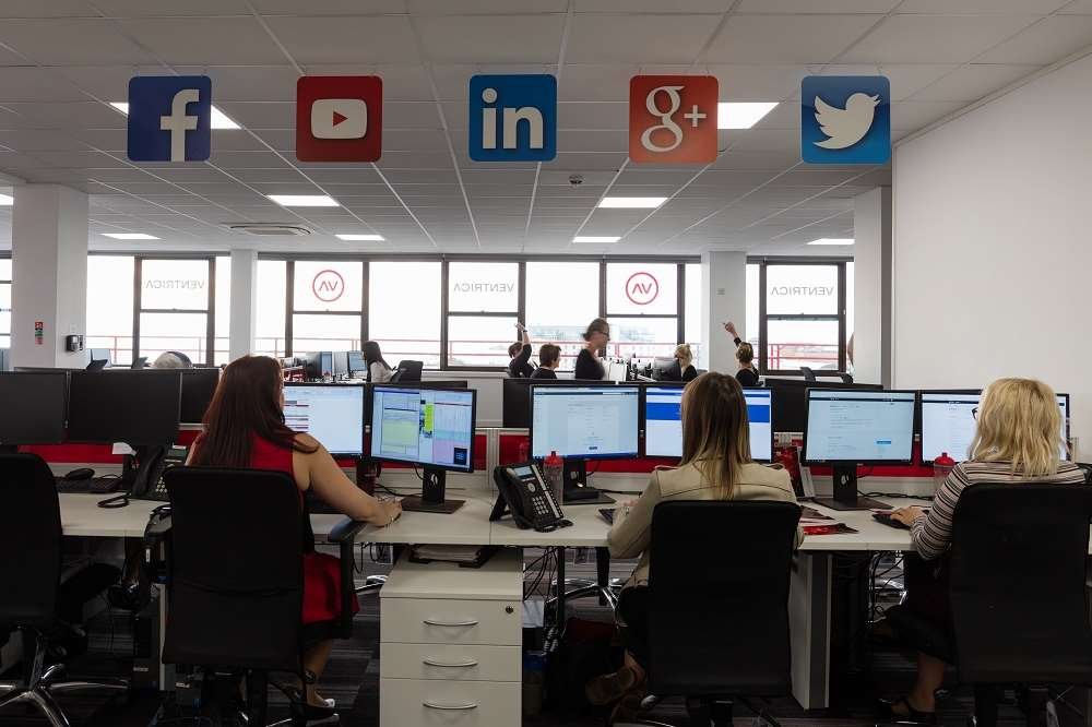 Does ‘Digital’ really exist? Why digitalisation isn’t the solution that will make a company stand out from the crowd-great customer service will