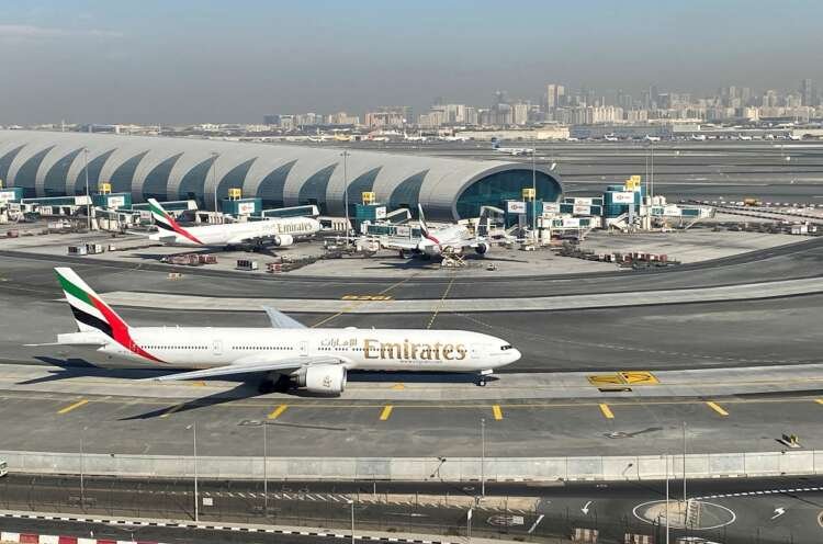 Emirates airline Airbus A380 at Heathrow amidst capacity dispute - Global Banking & Finance Review