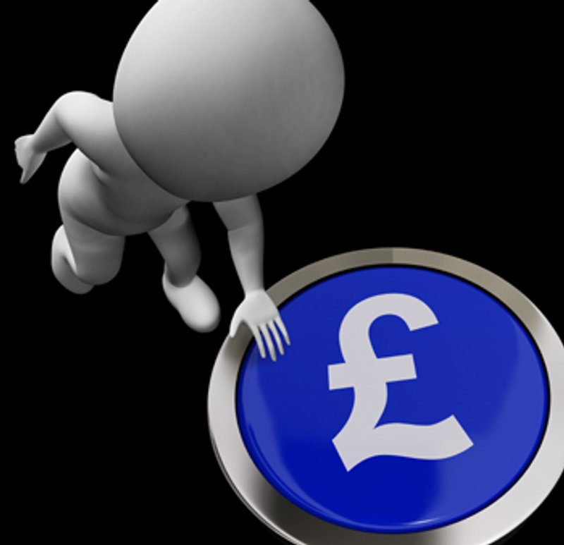 Image for STERLING FALLS AMID SCOTTISH INDEPENDENCE POLL.