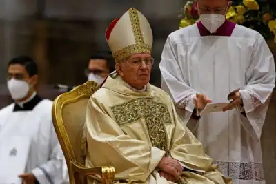 Image for Pope condemns cruelty of Ukraine war at Easter vigil service