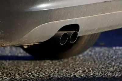 Image for European climate group says EU needs far tougher van CO2 targets