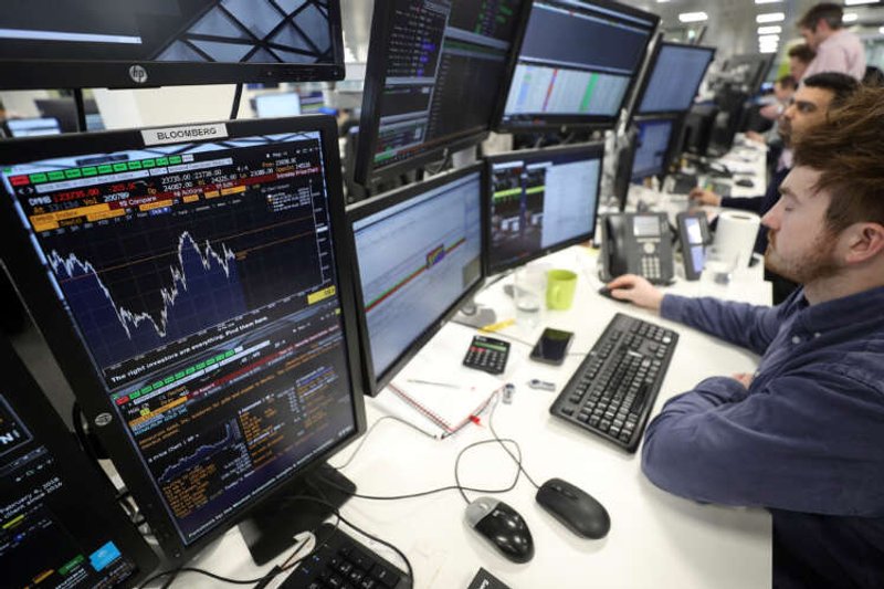 Image for Financial stocks drag FTSE 100 lower but records best month since April