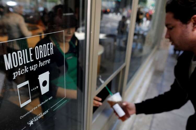 Image for Starbucks eyes changes to mobile app, drive-thrus, taps ex-McDonald’s exec