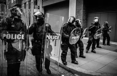 Image for Italian police search couriers in tax and labour probe into Amazon, SDA and GLS
