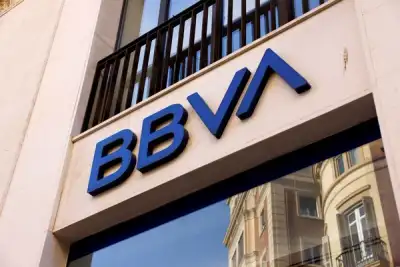 Image for BBVA raises sustainable finance target to 700 billion euros