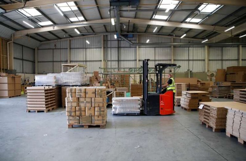 Image for Confidence among UK factories drops by most since start of COVID crisis – CBI