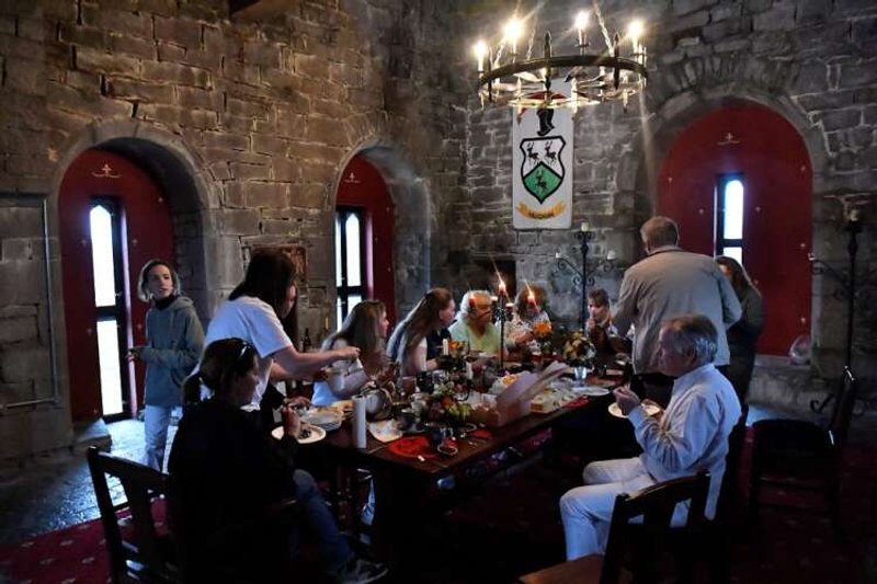 Image for Fleeing Ukrainians find refuge in medieval Irish castle