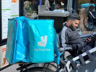 Image for Deliveroo keeps annual guidance as quarterly revenue rises