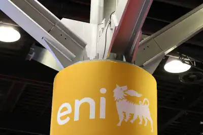 Image for Italy cuts Eni stake, raises 1.4 billion euros