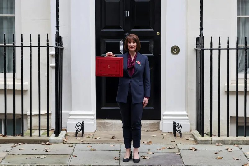 Image for UK hikes taxes on private equity, further reforms loom