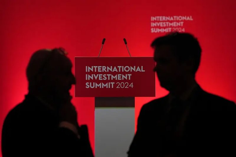 Image for US tech firms to invest $8.2 billion in UK data centres