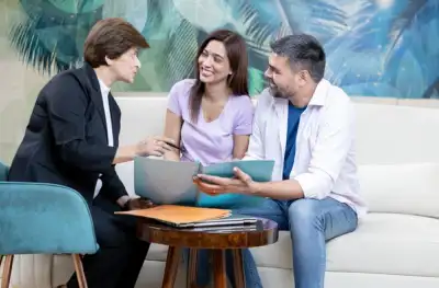 Image for Choosing the Right Financial Advisor: A Comprehensive Guide