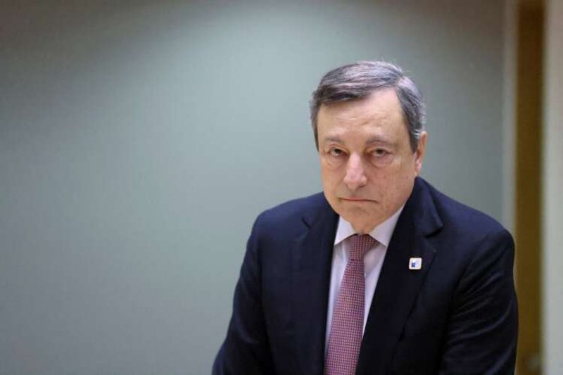 Image for EU cracks widen over Ukraine as Italy, Hungary urge truce