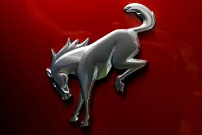 Image for Ford’s Bronco SUV delayed by plastic roof problems